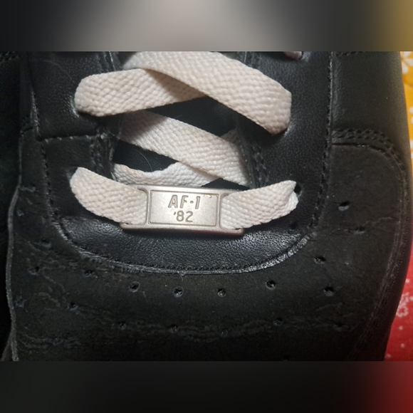 Nike Black Air Force One Lows '07 Men's Sneakers Size 13 - Picture 3 of 7